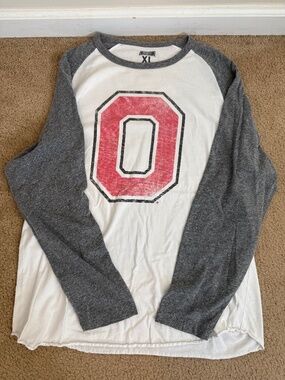 2 Ohio State XL shirts